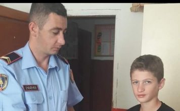 12 vjeçari apeloi për ndihmë, policët surprizojnë Seldin