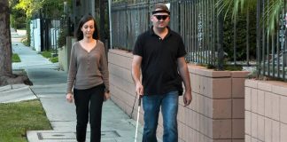 Historike! Teknologjia e re i rikthen pjesërisht shikimin 30-vjeçarit (Fotot)