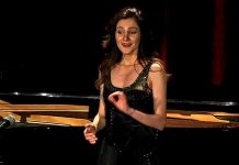 Shqiptarja Blerta Zhegu, e vetmja soprane e huaj në skenën e Teatrit Capitol