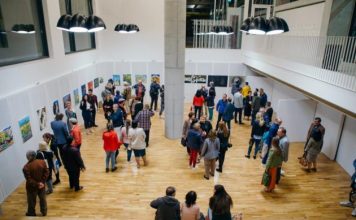 Piktorë nga e gjithë bota frymëzohen e pikturojnë në Korçë