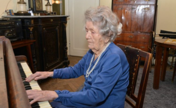 Pianistja 108 vjeçare më e talentuara në Poloni (VIDEO)
