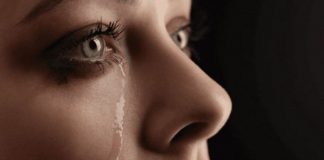 Të qarët ka edhe përfitime shëndetësore, ja pesë prej tyre