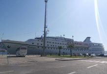 Saranda plot me turistë, kroçera luksoze “Ocean Majesty” sjell qindra francezë