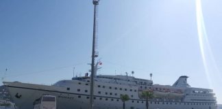 Saranda plot me turistë, kroçera luksoze “Ocean Majesty” sjell qindra francezë