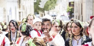 9 komuna arbëreshe firmosin memorandum për ruajtjen e kulturës