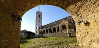 Ky është vendi ku është kurorëzuar Skënderbeu me Donikën