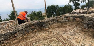 Mozaiku i Linit, mes historisë ilire dhe fshatit piktoresk (Fotot)