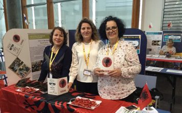 Tre mësueset shqiptare më të mirat në Evropë, triumfojnë në Festivalin e Shkencës