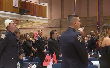 Me plis në kokë, 150 shqiptarë shërbejnë në Policinë e Nju Jorkut