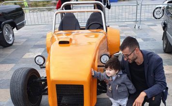 Njihuni me “Lotus”-in shqiptar, makina që u ndërtua nga Kadriu në fshatin e Fierit (Fotot)