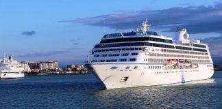 Kroçera “Nautica” me 669 turistë nga 23 vende të botës mbërrin në Durrës