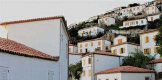 Vunoi, fshati antik i Rivierës shqiptare që magjeps vizitorët