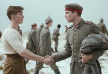 VIDEO/ Mesazhi ynë i Krishtlindjes, kur gjermanët dhe britanikët ndaluan luftën