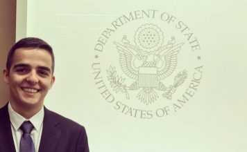 Deni Hoxha, themeluesi i rrjetit studentor shqiptar në Harvard