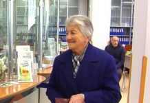 Vendimi emocionues/ E moshuara dhuron pensionin: Kaq mundësi kam