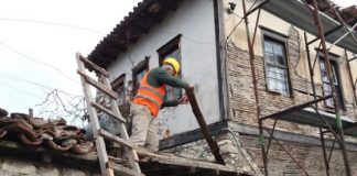 Restaurohet banesa “monument kulture” e familjes Bojaxhiu në Berat