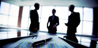 Mbi 92 mijë persona vizituan Shqipërinë për biznes e arsye profesionale në 11 muaj