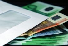 Rriten ndjeshëm remitancat, ja sa milionë euro sollen emigrantët shqiptarë