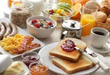 Çfarë duhet të hamë për mëngjes?