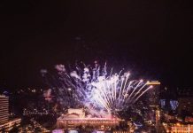 Spektakël fishekzjarresh dhe koncert, si e priti Tirana Vitin e Ri (FOTO)