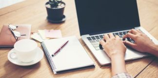 Si të hapësh një biznes të ri online, falas dhe pa pritur në radhë