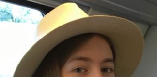 14-vjeçarja shqiptare shpallet kampione në matematikë në Zvicër