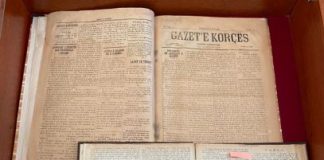 FOTO/ Ekspozohen koleksione të rralla për nder të 100-vjetorit të Kongresit të Lushnjës