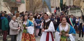 Arbëreshët në Palermo prezantojnë historinë, kulturën, traditën e veshjet e ruajtura në breza