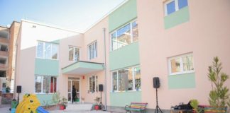 FOTO/ Rindërtohet kopshti dhe çerdhja e re në Kodër Kamzë