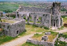 Miratohet rindërtimi i murit lindor të kalasë së Shkodrës