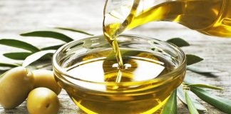 Si të përdorni vajin e ullirit kundër gërhitjes dhe shumë problemeve të tjera