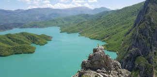 9 liqenet mahnitës në Tiranë për të kaluar një ditë pushimi të paharruar