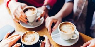 Studimi/ Kafe me apo pa qumësht, ja cila i bën më mirë shëndetit