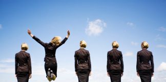 Shifrat pozitive/ Gratë shqiptare ua kalojnë europianeve në politikë dhe ekonomi