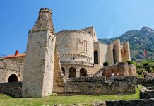 SHBA jep 800 mijë dollare për kalatë e Krujës, Prezës e Durrësit