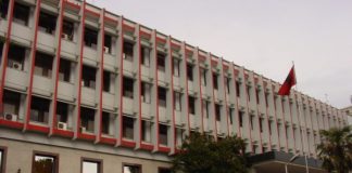 “Të hënën nisin fluturimet”, MEPJ: Ja ku mund të kontaktoni për t’u rikthyer në Shqipëri