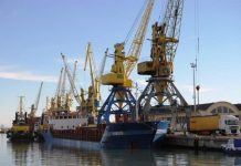 Në Portin e Durrësit vijon pa ndërprerje procesi i përpunimit të mallrave
