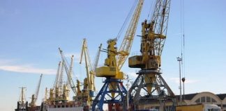 Në Portin e Durrësit vijon pa ndërprerje procesi i përpunimit të mallrave