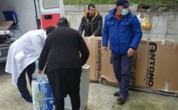 Qytetarja nga Vlora i dhuron spitalit respiratorin 20 mijë euro për pacientët me COVID-19