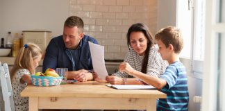 5 mënyra si të motivoni fëmijët tuaj gjatë karantinimit