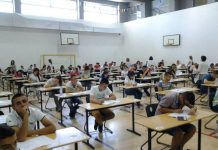 Publikohen programet orientuese të rishikuara për provimet e maturantëve
