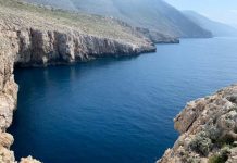 FOTOT/ Perla e Shqipërisë turistike, një copë “parajsë” nga parku detar kombëtar Sazan-Karaburun