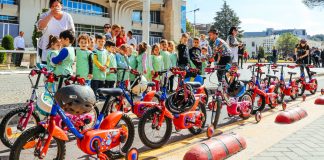 “Pedalo Tiranën”/ Konkursi për përdoruesit e biçiketave, 3 çmime për fituesit