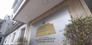 Jo vetëm mjekët/ Qeveria miraton shpërblimin 55 000 lekë, ja kush përfiton