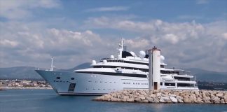 Faqja e njohur e jahteve: Shkoni në Shqipëri këtë verë