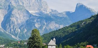 Thethi, destinacion i turizmit malor shqiptar që njihet në gjithë botën