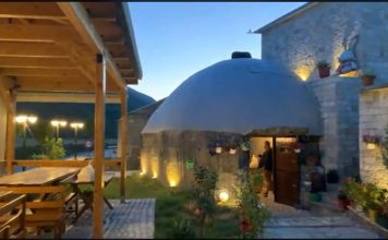 Njerëzit e punës/ Altini nga Përmeti shndërron bunkerin në pikë të preferuar për turistët