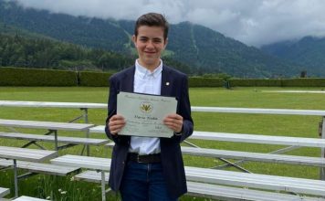 Presidenti i SHBA nderon me medaljen e artë të ekselencës nxënësin shqiptar, për herë të dytë