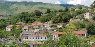 “Gjirokastra e vogël”, fshati në rrënojat ilire që duhet vizituar patjetër (FOTOT)