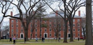 Frymëzuese! I riu bën realitet ëndrrën, dikur mblidhte mbeturina sot studion në Harvard